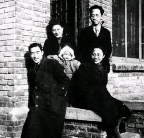 受尽酷刑还不忘用鱼肝油传递信息保护同伴凯发K8国际娱乐女地下党员在台湾被捕(图1)