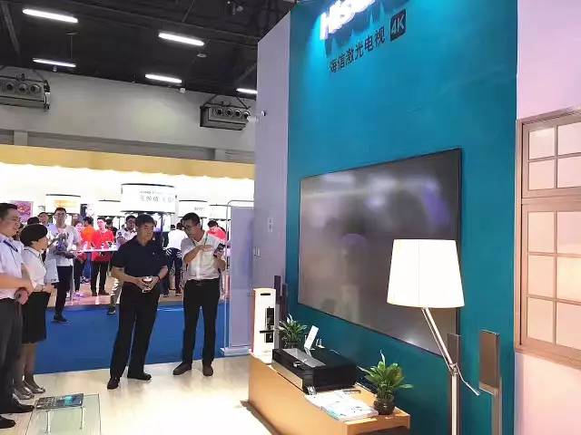 华为打造智慧家庭解决方案；美的用户体验创新（上海）实验室成立【联盟简讯】CSHIA华南高峰论坛6月9日广州举办；杜亚携手(图17)